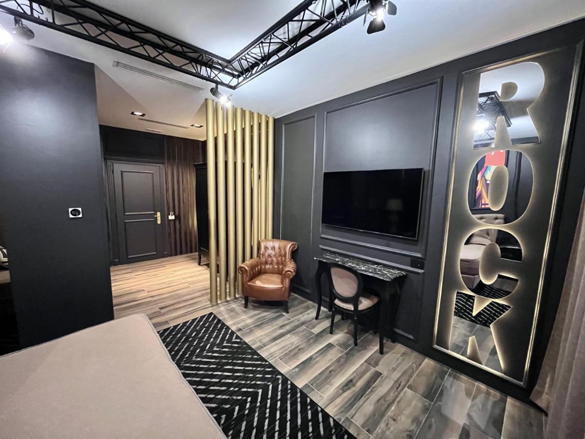Al Boschetto Hotel Castel Volturno Bagian luar foto